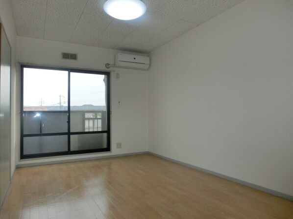 ハイツブランドールの物件内観写真